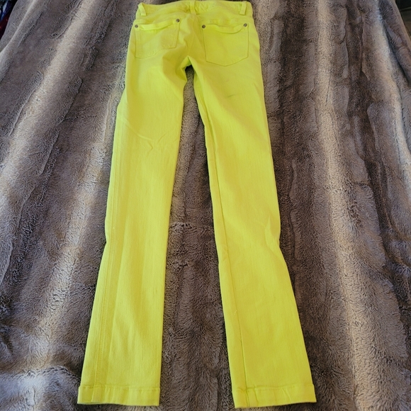Alice + Olivia Neon Skinny Jeans - Picture 6 of 10